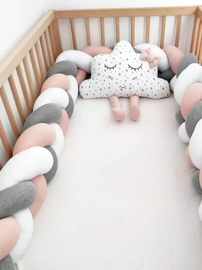 Kuschelige Babybett Stoßstange – Weiche Knoten-Kissen für sicheren Schlaf